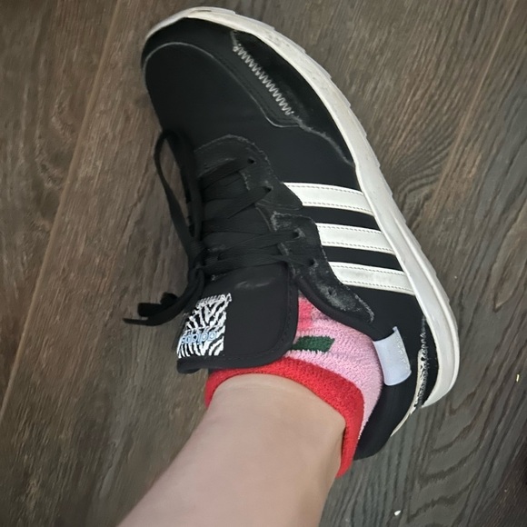 Adidas Retrorun Zebra accent black men’s  size 8 Running Shoes athletic active - Picture 9 of 9